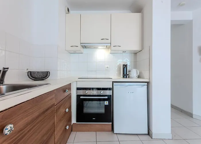 L'ensoleille A 100m De La Sainte-Maxime